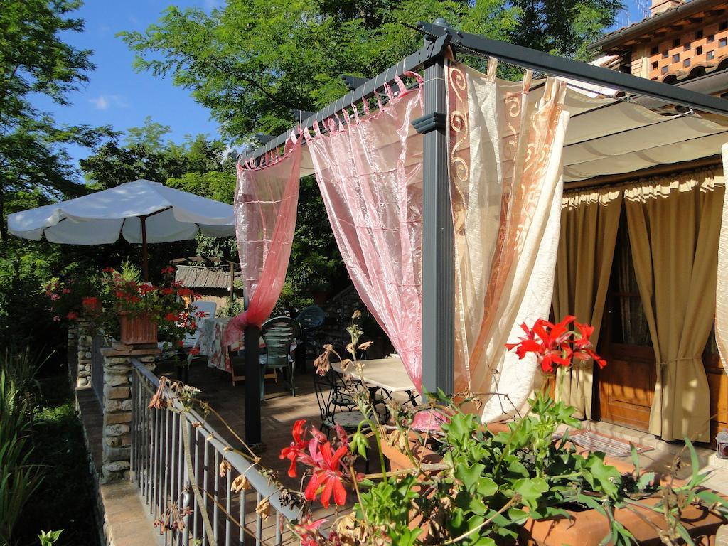 La Capanna Di Sovestro Hotel San Gimignano Ruang foto